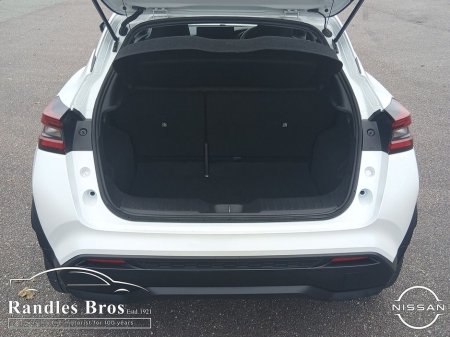 2025 Nissan Juke - thumbnail 15