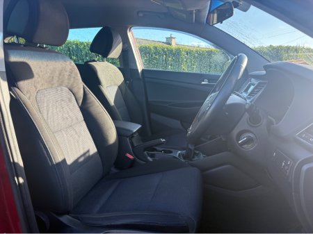 2017 Hyundai Tucson - thumbnail 4