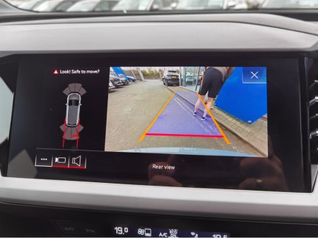 2022 Audi Q4 e-tron - thumbnail 20