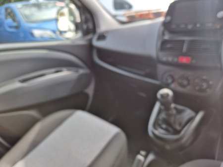 2022 Fiat Doblo - thumbnail 7
