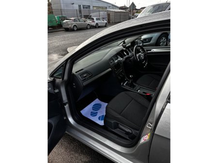 2018 Volkswagen Golf TRENDLINE 1.6 TDI MANUAL 5SPEED 115HP 5DR €13,750 thumbnail