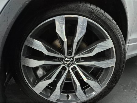 2021 Volkswagen Tiguan - thumbnail 16