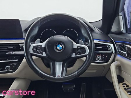 2018 BMW 5 Series - thumbnail 20