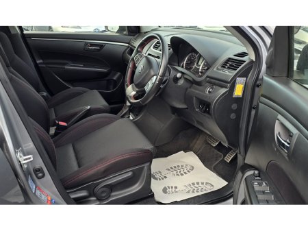 2013 Suzuki Swift - thumbnail 34