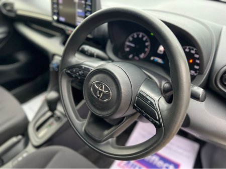 2020 Toyota Yaris ///NEW MODEL//1.0 PETROL//STUNNING CAR/// €14,950 thumbnail