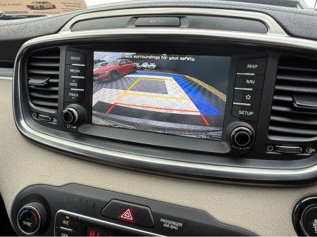 2018 Kia Sorento K2 - 2.2 DIESEL - MANUAL - 7 SEATS - 12M WARRANTY - CAR: €20,950 thumbnail