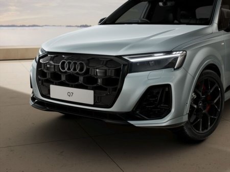 2026 Audi Q7 SUV COMPETITION 60TFSI E QUATTRO AUTOMATIC WITH COMFORT PACK €113,625