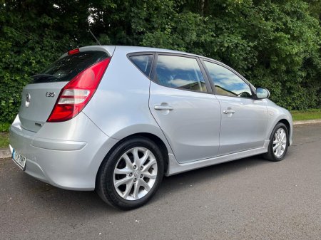 2011 Hyundai i30 1.6 CRDi 90hp Classic Eco €2,390 thumbnail
