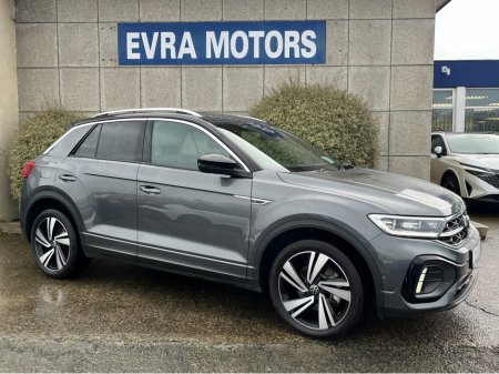 2022 Volkswagen T-Roc R-LINE AUTOMATIC 2.0 DIESEL //HIGH SPEC////HEATED SEATS//ADAPTIVE CRUISE CONTROL//KEYLESS ENTRY//REVERSE CAMERA// €29,950 thumbnail