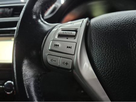 2017 Nissan Qashqai - thumbnail 17