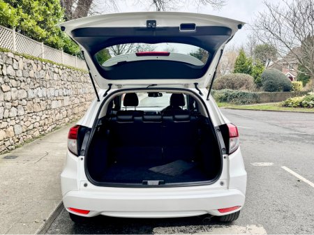 2015 Honda Vezel 1.5l HYBRID!!!AUTO!!ONLY 68K MLS !! €13,900 thumbnail