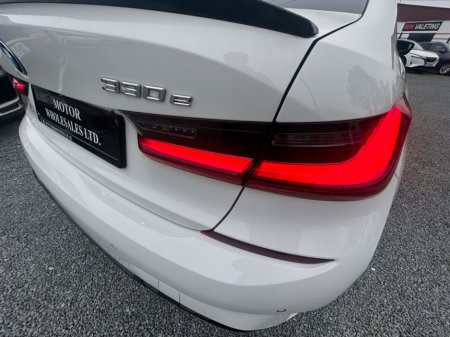 2022 BMW 3 Series - thumbnail 37