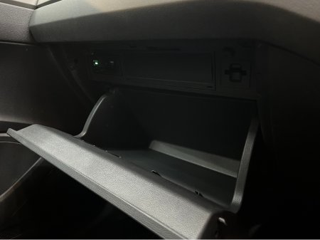 2021 Volkswagen Polo €19950 2021 VOLKSWAGEN POLO TSI CONFORT LINE 1.0 AUTOMATIC / CRUISE CONTROL / REVERSE CAMERA / APPLE CARPLAY AND MORE €19,950 thumbnail