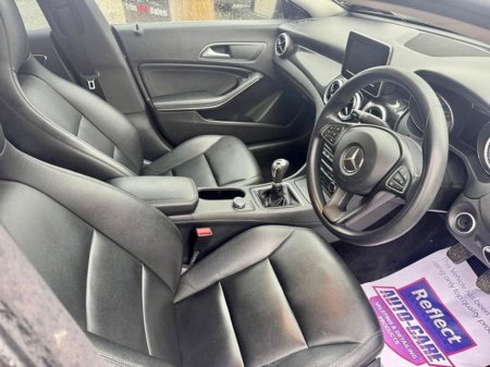 2015 Mercedes-Benz CLA Class 180 CDI 4DR €13,900 thumbnail
