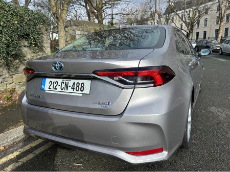 2021 Toyota Corolla - thumbnail 7