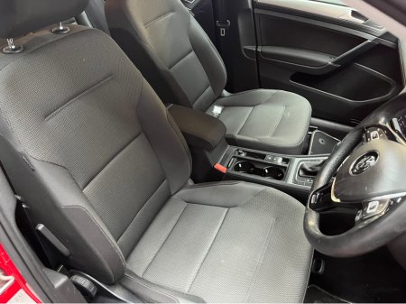 2016 Volkswagen Golf €15950 2016 VOLKSWAGEN GOLF TSI TE BLUEMOTION CONFORT LINE 1.2 AUTOMATIC / CRUISE CONTROL  / REVERSE CAMERA / AND MORE €15,950 thumbnail