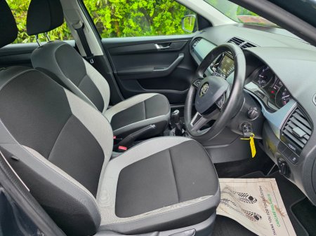 2017 Skoda Fabia - thumbnail 12