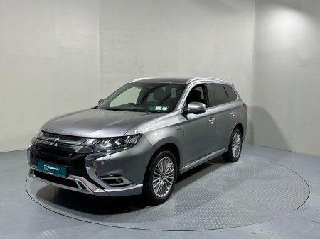 2020 Mitsubishi Outlander Instyle Plug In Hybrid €24,400 thumbnail