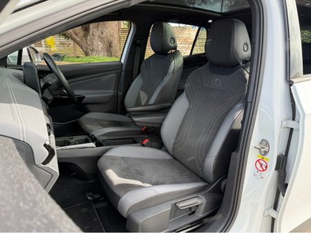 2023 Volkswagen ID.4 - thumbnail 28