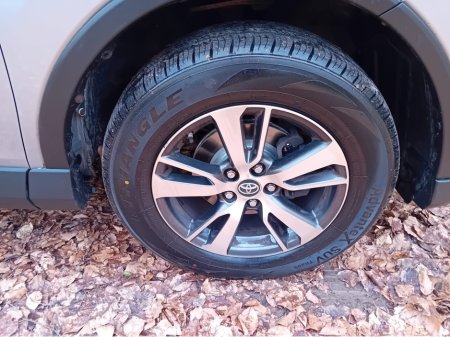 2017 Toyota Rav4 - thumbnail 31