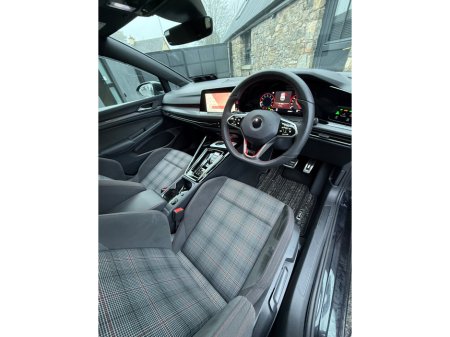 2022 Volkswagen Golf 2.0 TSI 245HP GTI DSG €43,995 thumbnail