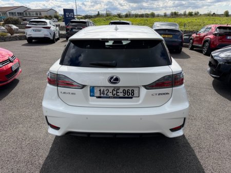 2014 Lexus CT 200 h - thumbnail 8