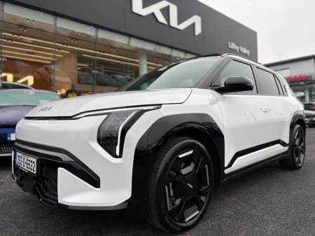 2025 Kia EV3 GT Line €43,995 thumbnail