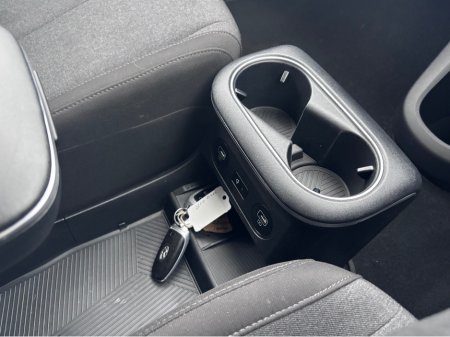 2022 Hyundai Ioniq 5 - thumbnail 9