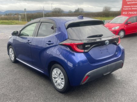 2021 Toyota Yaris - thumbnail 5