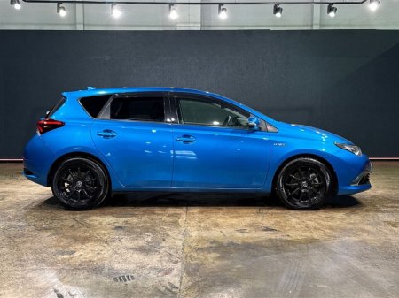 2016 Toyota Auris - photo 2