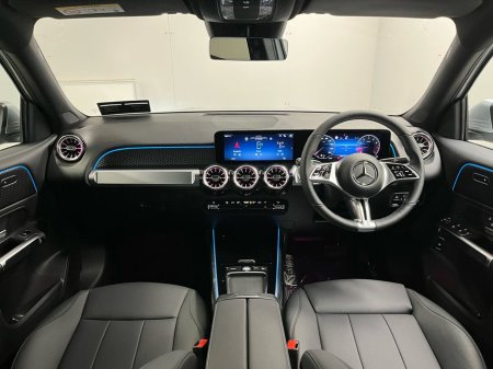 2026 Mercedes-Benz GLB 180 Progressive 5 Seat - 18 Inch Alloys - Reversing Camera - Ambient Lighting - Sat Nav - Climate Control - Heated Seats - Keyless Start - Apple CarPlay/Android Auto €71,507