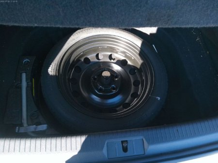 2016 Volkswagen Golf - thumbnail 13