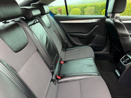 2020 Skoda Octavia - thumbnail 14