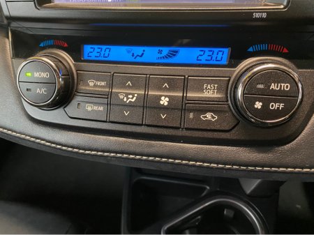 2017 Toyota Rav4 RAV4 2.0 D-4D LUNA SPORT 4DR €14,950 thumbnail