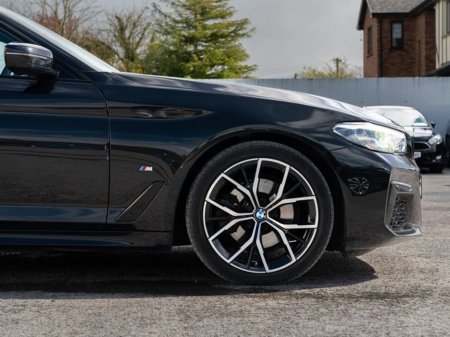 2022 BMW 5 Series - thumbnail 5