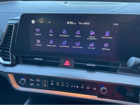 2025 Kia Sportage 251 K3 HEV HYBRID LOW KMS AS NEW EXAMPLE....JUNEW !! €41,995 thumbnail