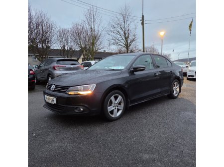 2014 Volkswagen Jetta 1.6 TDI COMFORTLINE €9,495 thumbnail