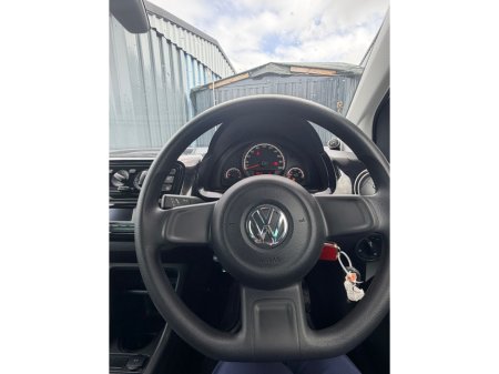 2014 Volkswagen up! - thumbnail 8
