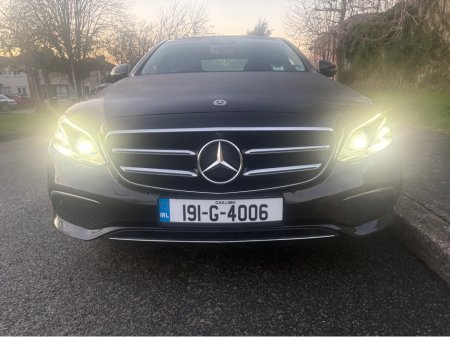2019 Mercedes-Benz E Class E220 D SE PREMIUM 4DR AUTO €19,950 thumbnail