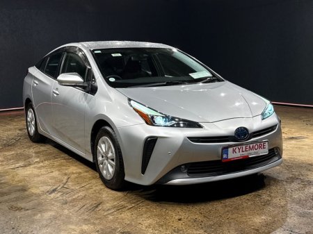 2021 Toyota Prius HYBRID 1.8L AUTOMATIC - REVERSE CAMERA - CRUISE CONTROL - FACTORY ALLOY WHEELS - PARKING SENSORS €20,950 thumbnail