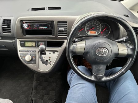 2008 Toyota Wish ZNE10 5DR A AUTO €3,950 thumbnail