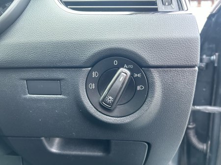 2020 Skoda Octavia - thumbnail 16