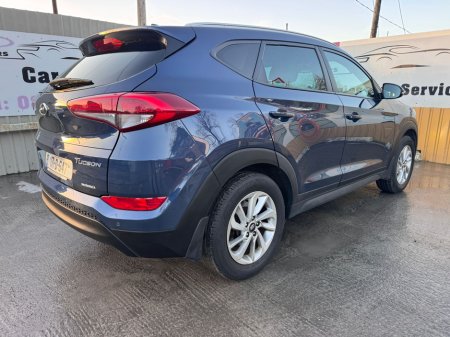 2017 Hyundai Tucson 1.7 EXECUTIVE 5DR €14,999 thumbnail