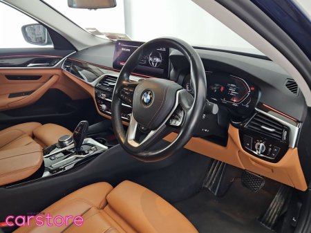 2021 BMW 5 Series - thumbnail 9