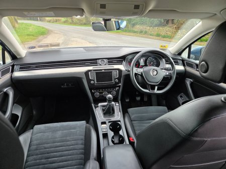 2016 Volkswagen Passat - thumbnail 7