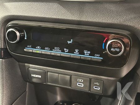 2024 Toyota Yaris - thumbnail 20