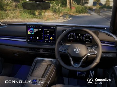 2026 Volkswagen T-Roc - thumbnail 4