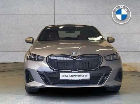 2024 BMW 5 Series - thumbnail 16