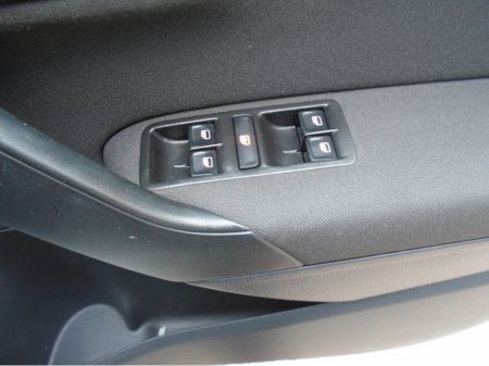 2016 Volkswagen Polo - photo 2