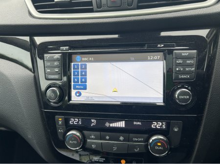 2016 Nissan Qashqai - thumbnail 11